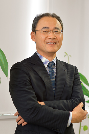 Yuichi Hasegawa President & CEO, Sumitomo Electric Device Innovations, Inc.