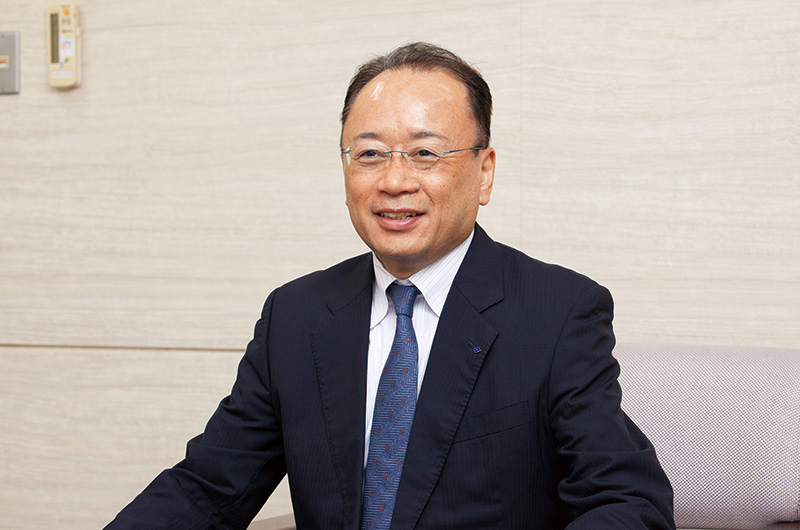 Takahisa Hiura, President of Sumitomo Electric Industrial Wire & Cable Inc.